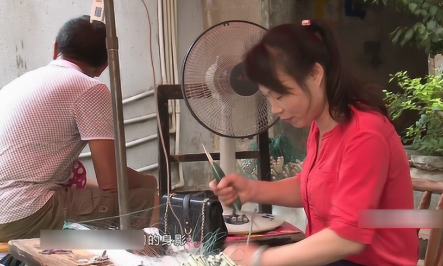 上海:手加工的外来妇女，其背后不为人知的交易